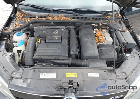 2013 Volkswagen Jetta Hybrid z USA, uszkodzony, nr VIN 3VW637AJ0DM281198